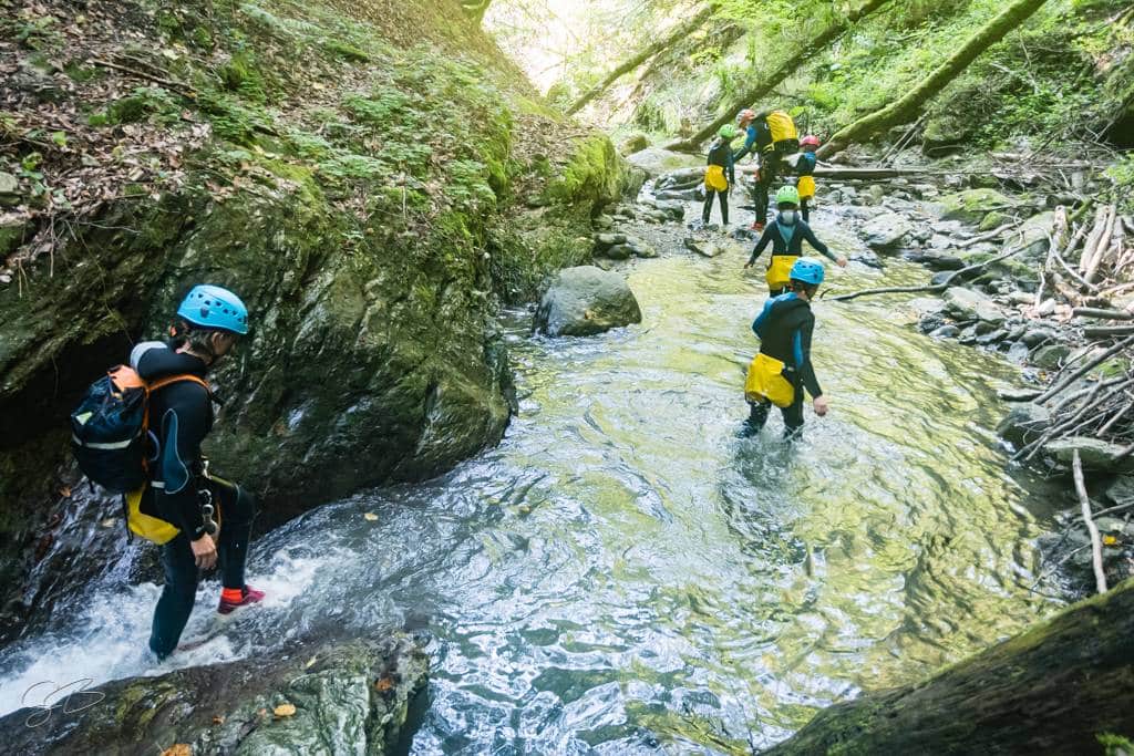 Sortie canyoning en famille dans le canyon d'Angon près d'Annecy